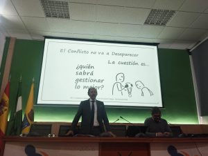 Conferencia sobre mediación y Ley Orgánica 1/2025 en el Máster de Mediación de la Universidad de Cádiz